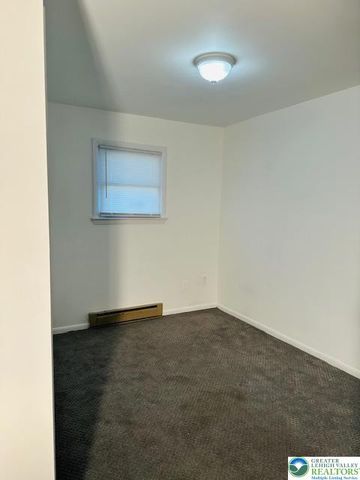 2731 Diane Boulevard, Hanover Twp, PA 18109