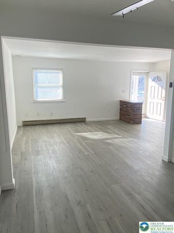 2731 Diane Boulevard, Hanover Twp, PA 18109