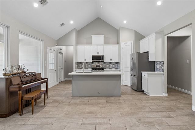 3810 Saratoga Drive, Houston, TX 77088