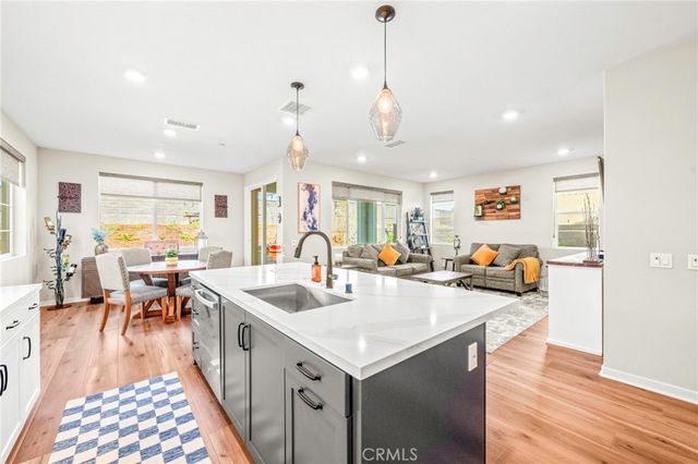 1281 Roots Way, Rancho Mission Viejo, CA 92694