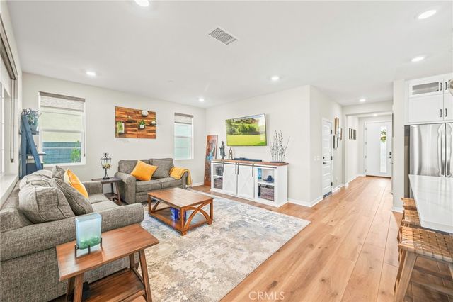 1281 Roots Way, Rancho Mission Viejo, CA 92694