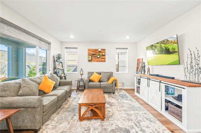 1281 Roots Way, Rancho Mission Viejo, CA 92694