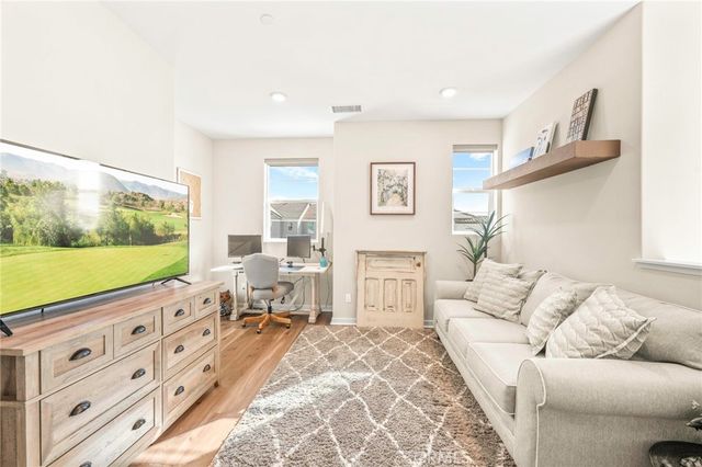 1281 Roots Way, Rancho Mission Viejo, CA 92694