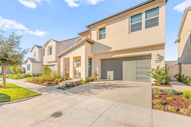 1281 Roots Way, Rancho Mission Viejo, CA 92694