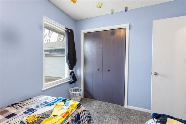 120 NW 191 Road, Warrensburg, MO 64093