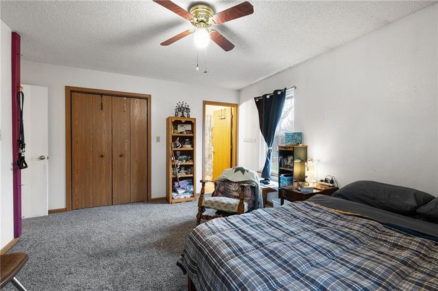 120 NW 191 Road, Warrensburg, MO 64093