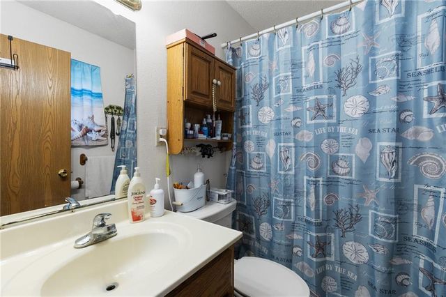 120 NW 191 Road, Warrensburg, MO 64093