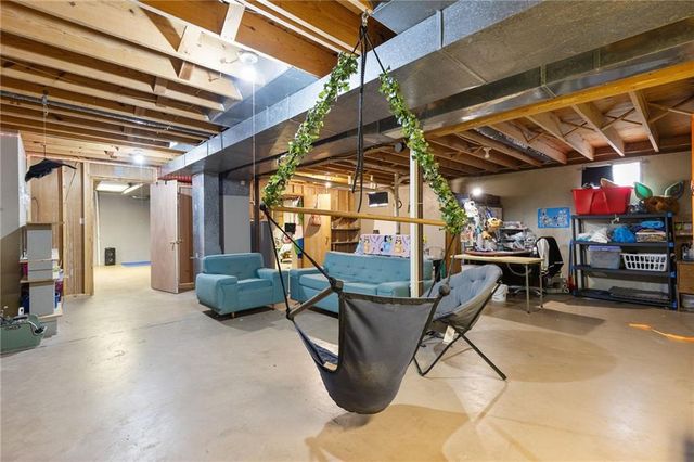 120 NW 191 Road, Warrensburg, MO 64093