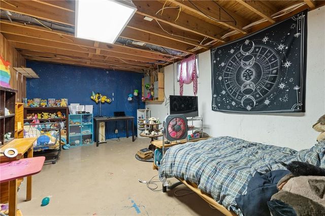 120 NW 191 Road, Warrensburg, MO 64093