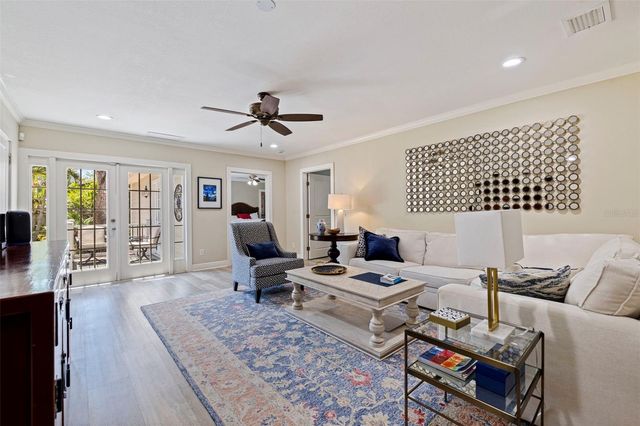1010 43RD AVENUE N, St Petersburg, FL 33703