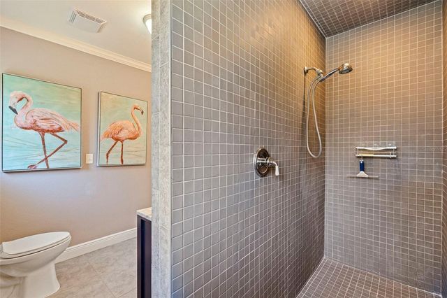 1010 43RD AVENUE N, St Petersburg, FL 33703