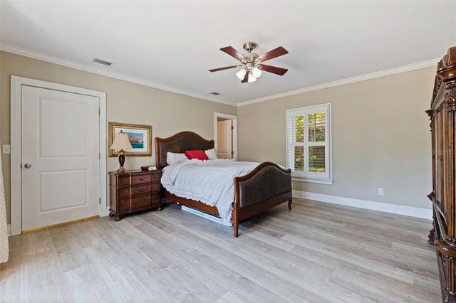 1010 43RD AVENUE N, St Petersburg, FL 33703