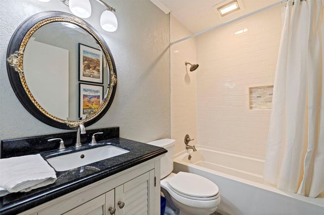 1010 43RD AVENUE N, St Petersburg, FL 33703