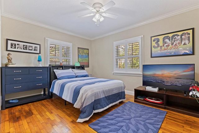 1010 43RD AVENUE N, St Petersburg, FL 33703