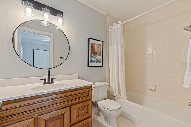 1010 43RD AVENUE N, St Petersburg, FL 33703