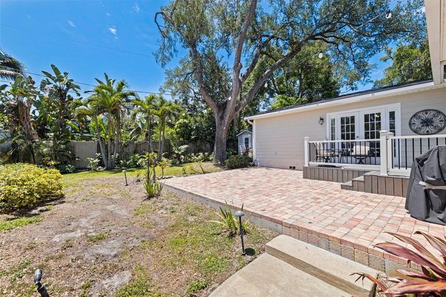 1010 43RD AVENUE N, St Petersburg, FL 33703