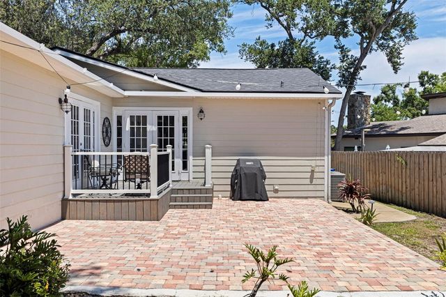 1010 43RD AVENUE N, St Petersburg, FL 33703