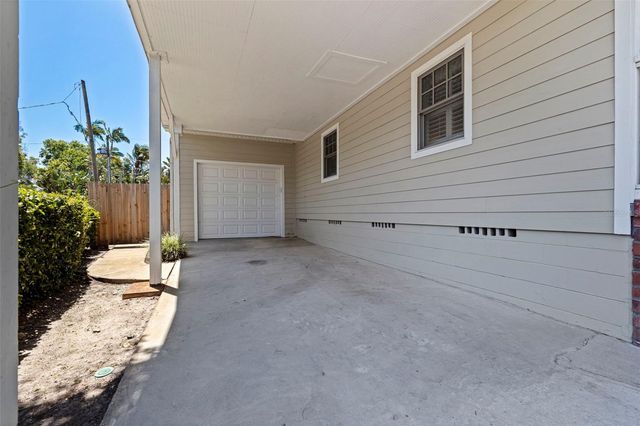 1010 43RD AVENUE N, St Petersburg, FL 33703
