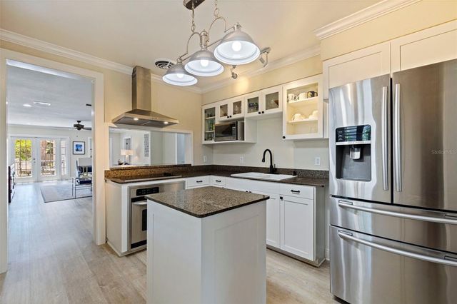 1010 43RD AVENUE N, St Petersburg, FL 33703