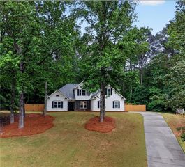 85 Elmwood Drive, Sharpsburg, GA 30277