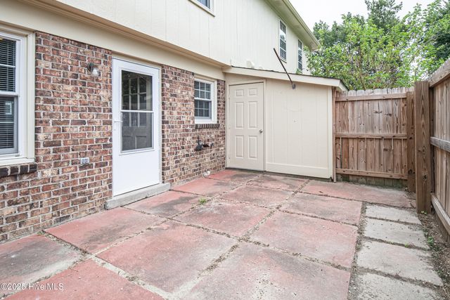 25 Scott Street, Greenville, NC 27858