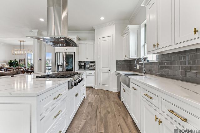 18103 Forest Hills Dr, Prairieville, LA 70769