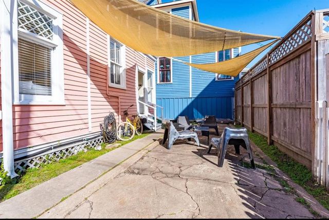1427 Church Street 1, Galveston, TX 77550