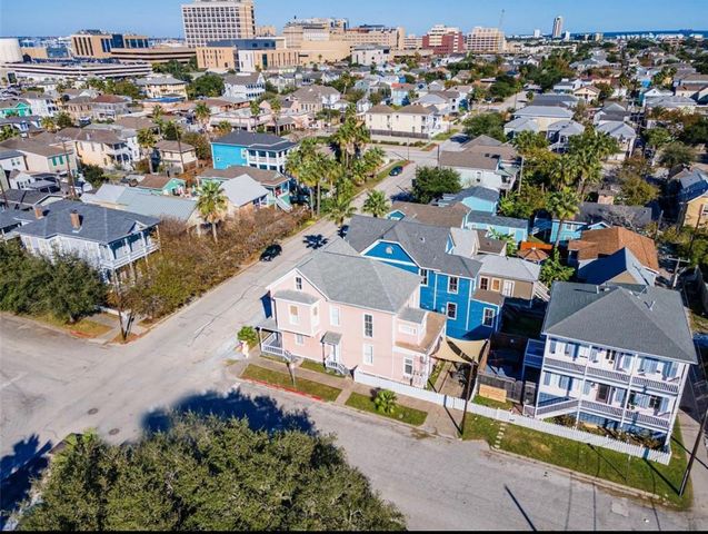 1427 Church Street 1, Galveston, TX 77550
