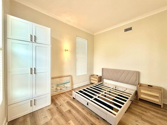 1427 Church Street 1, Galveston, TX 77550