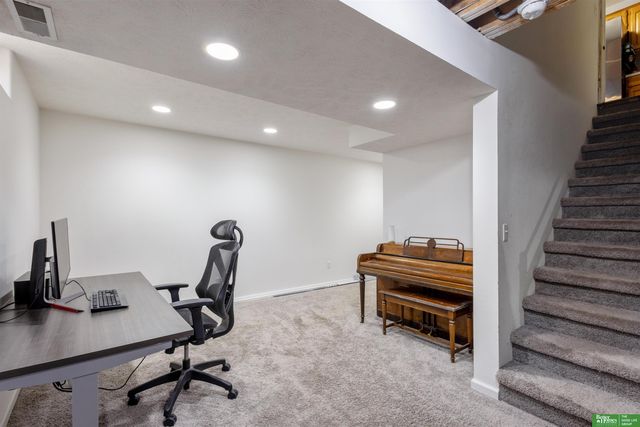 14472 Fowler Avenue, Omaha, NE 68164