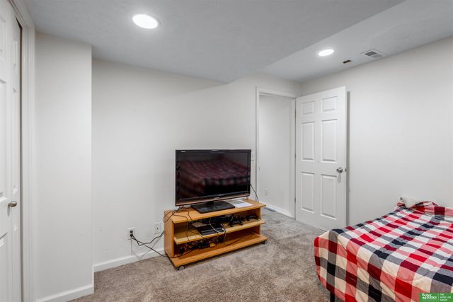 14472 Fowler Avenue, Omaha, NE 68164