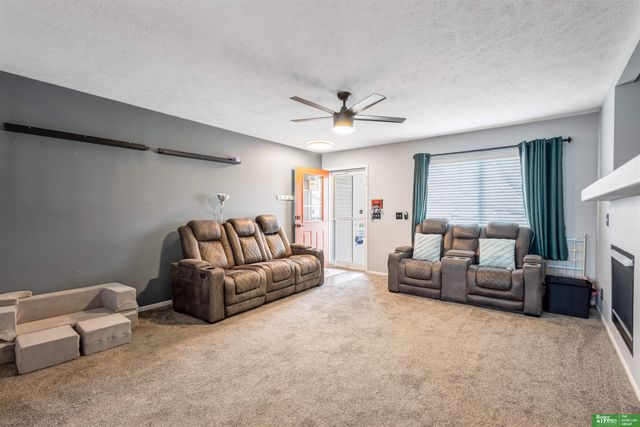 14472 Fowler Avenue, Omaha, NE 68164