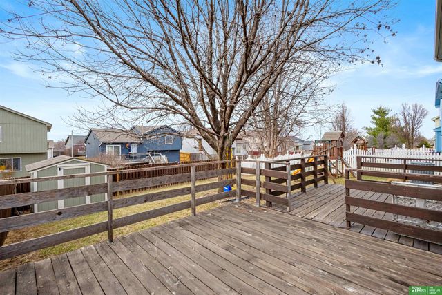 14472 Fowler Avenue, Omaha, NE 68164