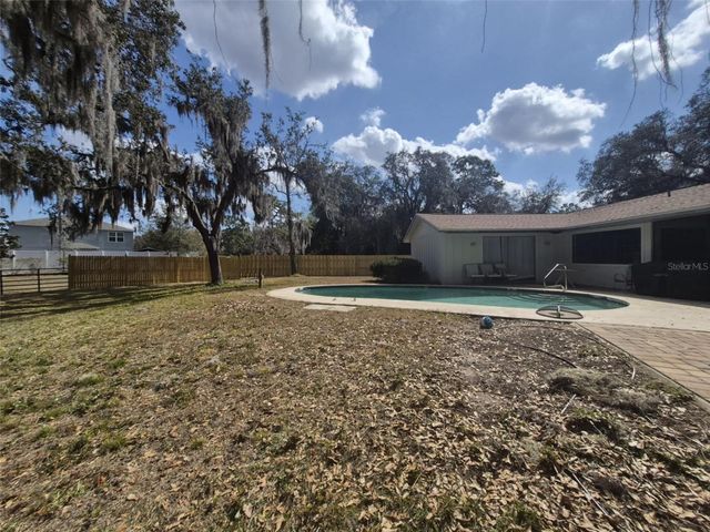 10012 LAKE LOUISA ROAD, Clermont, FL 34711