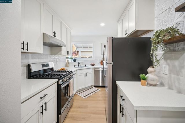 1917 1917 Sanford Ave, San Pablo, CA 94806