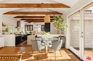 8556 Ridpath Drive, Los Angeles, CA 90046