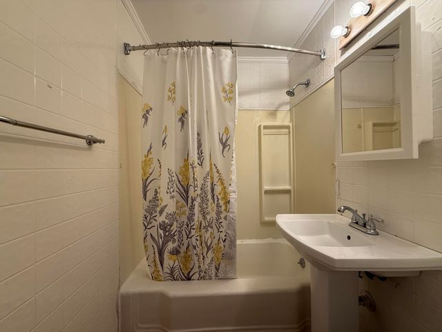 208 Glendale Avenue, Battle Creek, MI 49017