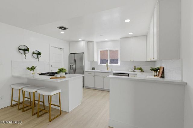 2627 Daunet Avenue, Simi Valley, CA 93065