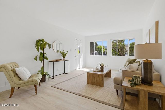 2627 Daunet Avenue, Simi Valley, CA 93065