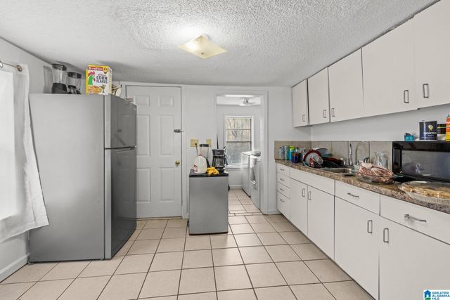 531 W LAKE DRIVE, Bessemer, AL 35020