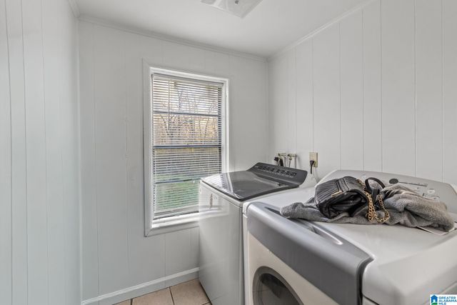 531 W LAKE DRIVE, Bessemer, AL 35020