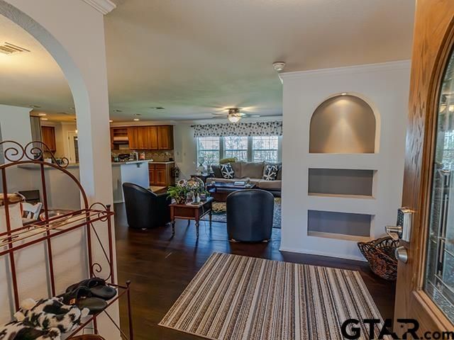 495 Wilcox Dr., Rusk, TX 75785