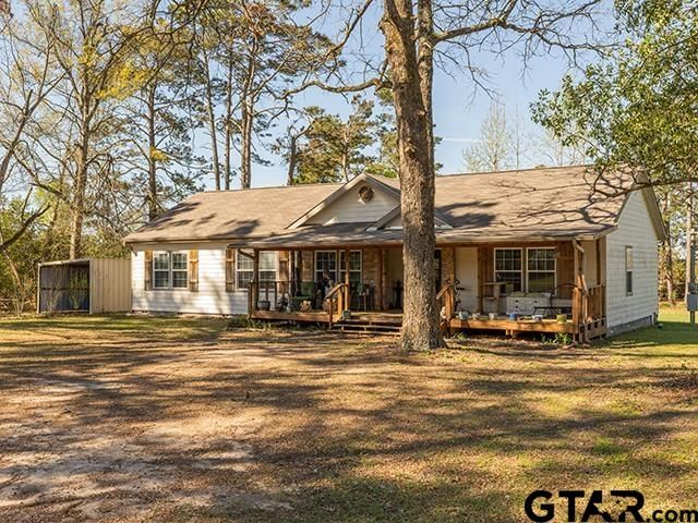 495 Wilcox Dr., Rusk, TX 75785