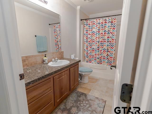 495 Wilcox Dr., Rusk, TX 75785