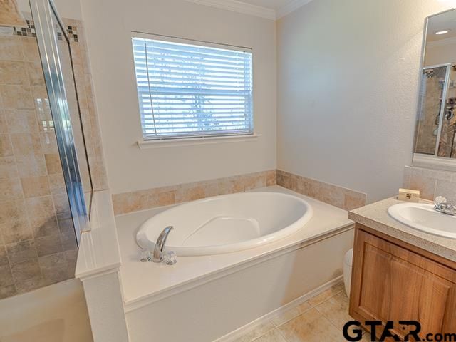 495 Wilcox Dr., Rusk, TX 75785