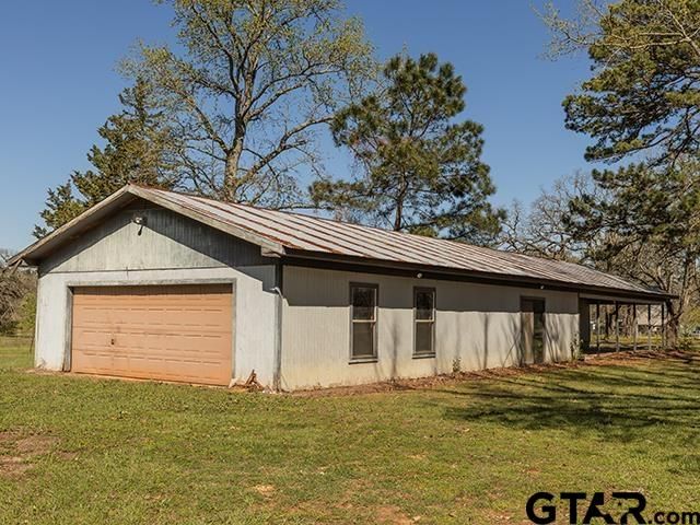 495 Wilcox Dr., Rusk, TX 75785