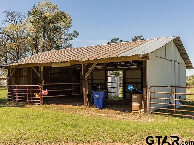 495 Wilcox Dr., Rusk, TX 75785