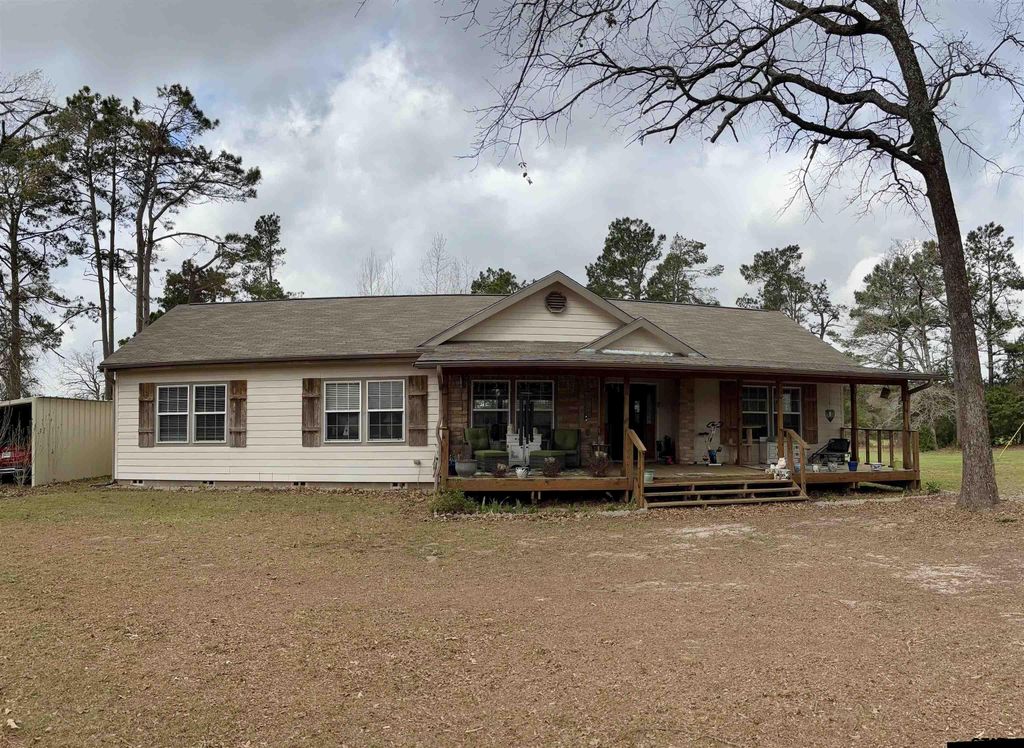 495 Wilcox Dr., Rusk, TX 75785