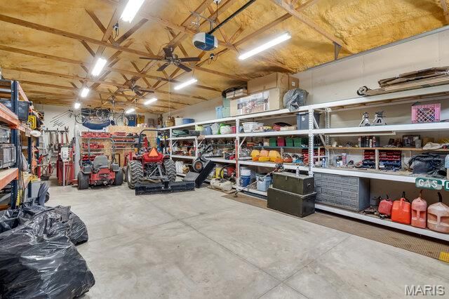 45 Oak Creek Drive, Moscow Mills, MO 63362