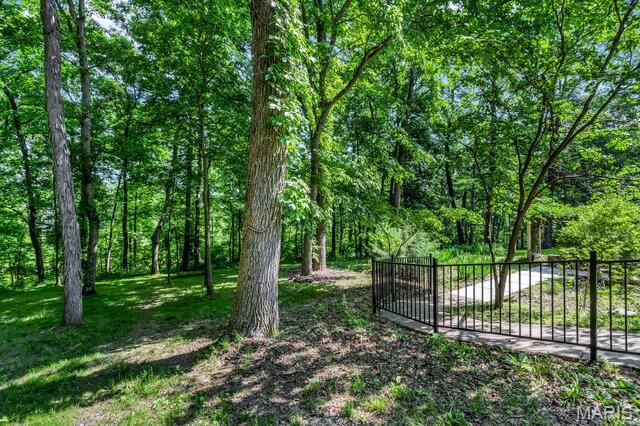 45 Oak Creek Drive, Moscow Mills, MO 63362
